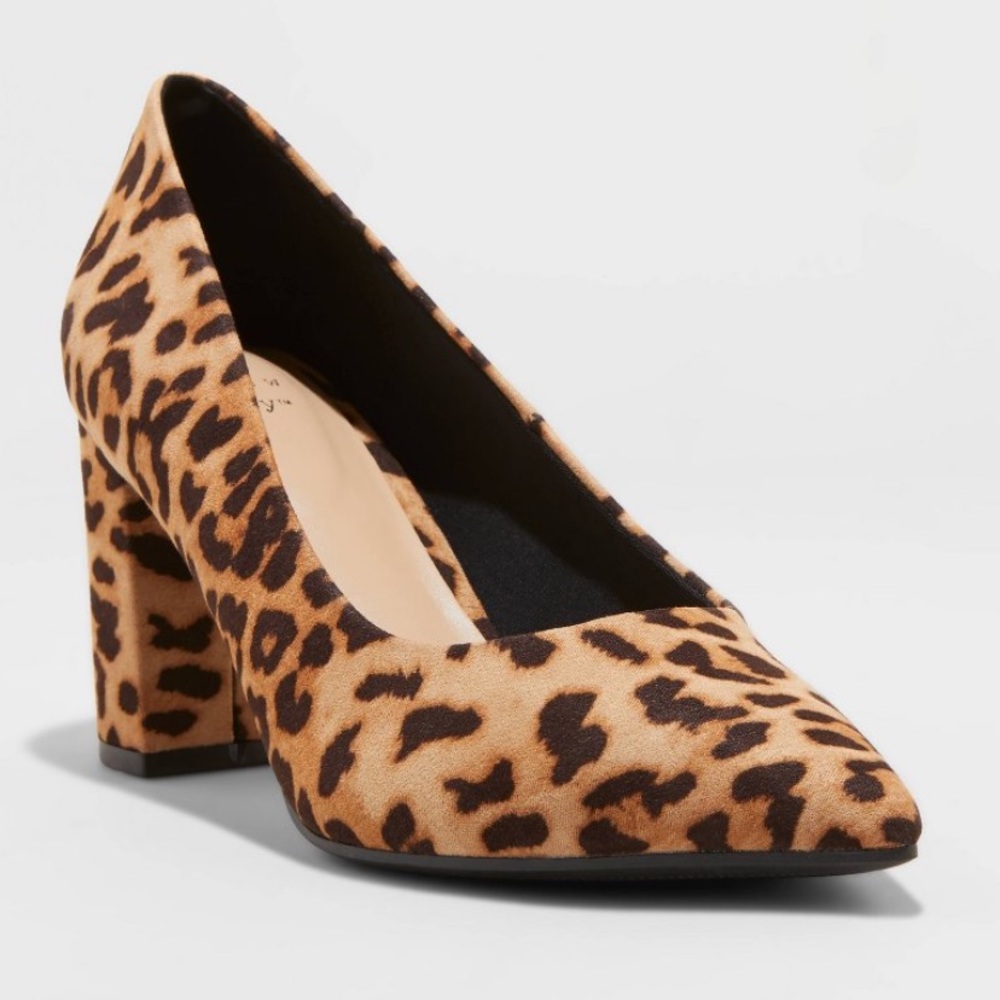 Size 8 leopard block heels boho chic wild 😜 BNWT